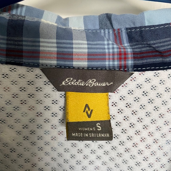 Eddie Bauer Women's Mountain Shirt - Picture 2 of 5